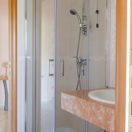 Bed & Breakfast Magna Grecia E 3*