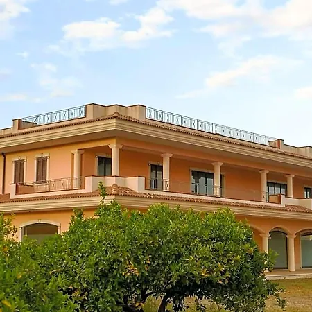 Frühstückspension Magna Grecia E 3*