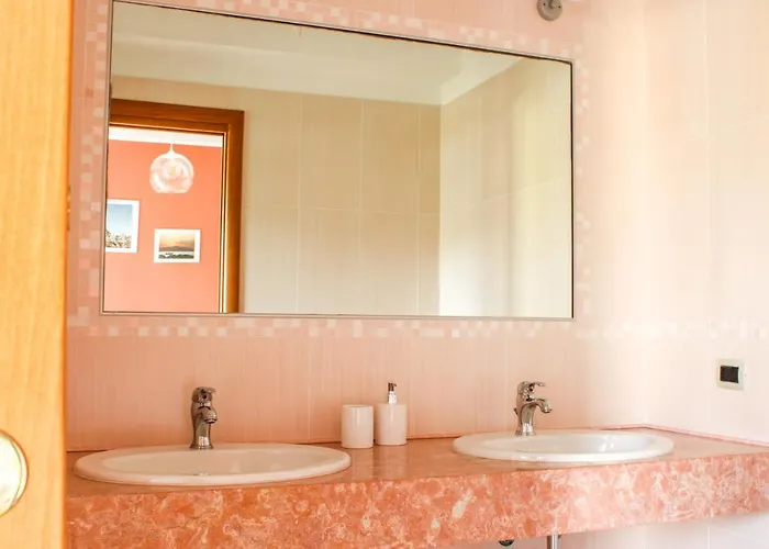 Magna Grecia E 住宿加早餐酒店 卡鲁尼亚玛丽娜